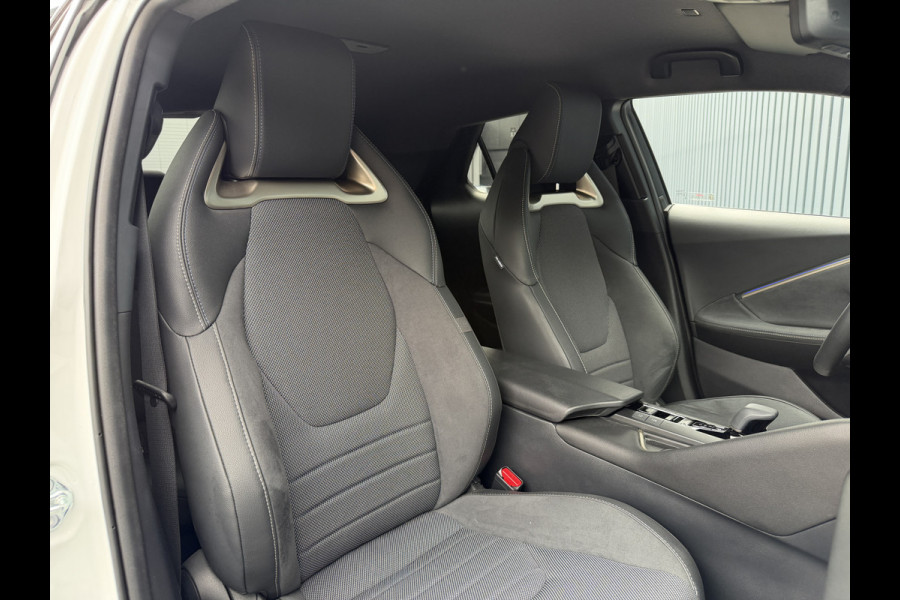 Toyota C-HR 2.0 Hybrid 200(GEEN plug-in) Executive | Head-up | JBL | 10 jr GARANTIE | Rijklaar!!