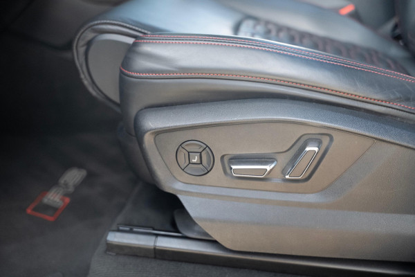 Audi RSQ8 4.0 TFSI quattro Performance Pano|Ceramic|HuD|B&O