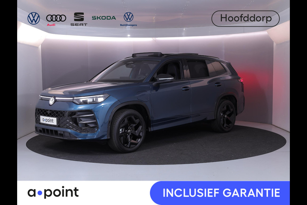 Volkswagen Tayron 1.5 eHybrid R-Line Edition 204 pk Automaat (DSG) | Verlengde garantie | Navigatie | Panoramadak | Trekhaak (wegklapbaar) | Parkeersensoren (Park assist) | Rondomzicht camera | Black Style pakket | R-Line |