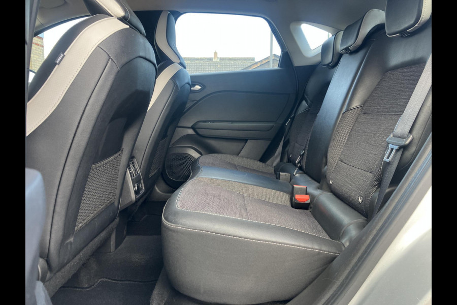 Renault Captur 1.6 E-Tech Plug-in Hybrid 160 Intens | Camera | 12 MND Garantie