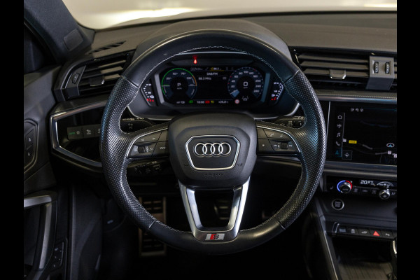 Audi Q3 Sportback 45 TFSI e S Edition SoH 94,6% 267pk / Dodehoek detectie / Achteruitrijcamera / Memory / Stoelverwarming / keyless / Apple carplay