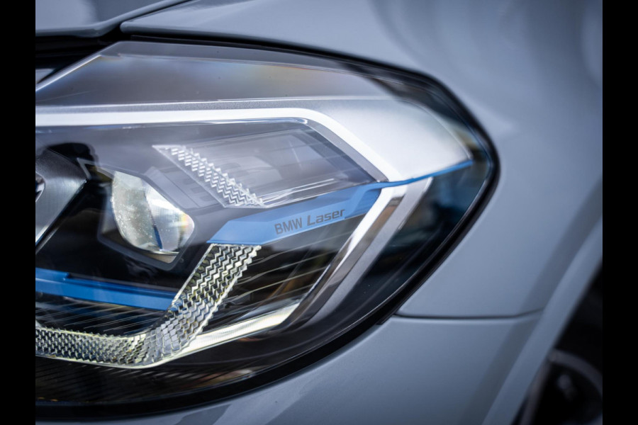 BMW X3 xDrive30e High Executive - M-Sport l Pano l Kuipst. l HUD l Laser l h/kardon