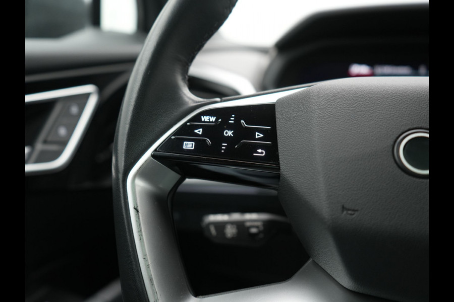 Audi Q4 e-tron 40 Advanced edition 77 kWh 204pk Dealer O.H. | Panodak | Adaptive Cruise | Camera | Apple Carplay | Navigatie | DAB | Virtual Cockpit | 19"L.M | Draadloze Telefoonlader |