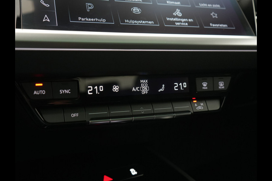 Audi Q4 e-tron 40 Advanced edition 77 kWh 204pk Dealer O.H. | Panodak | Adaptive Cruise | Camera | Apple Carplay | Navigatie | DAB | Virtual Cockpit | 19"L.M | Draadloze Telefoonlader |