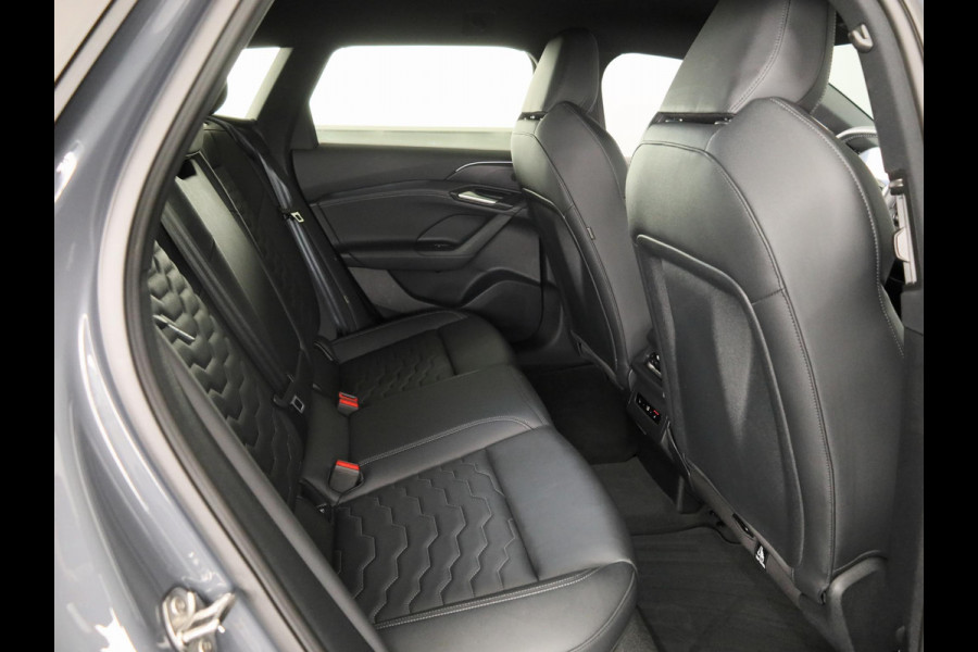 Audi A6 Avant e-tron S edition performance 100 kWh 367pk | Luchtvering | Servo sluiting portieren | Lederen sportstoelen | Elektrisch verstelbare voorstoelen | 21 inch lichtmetalen velgen