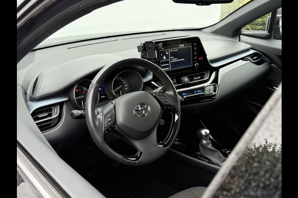 Toyota C-HR 1.8 Hybrid Dynamic | CarPlay | ACC | Camera | Keyless | 18 inch