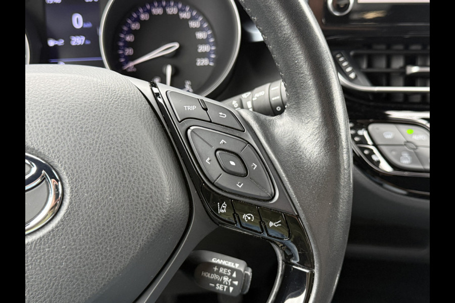 Toyota C-HR 1.8 Hybrid Dynamic | CarPlay | ACC | Camera | Keyless | 18 inch