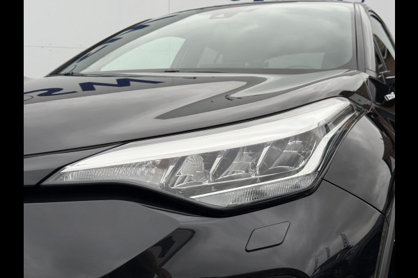 Toyota C-HR 1.8 Hybrid Dynamic | CarPlay | ACC | Camera | Keyless | 18 inch
