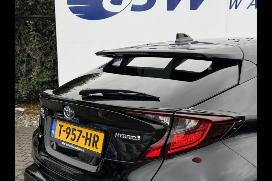 Toyota C-HR 1.8 Hybrid Dynamic | CarPlay | ACC | Camera | Keyless | 18 inch