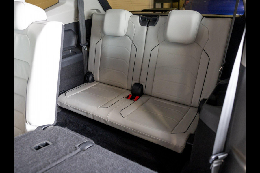 Volkswagen Tiguan Allspace 1.5 TSI Highline 7pers. / 150pk / Panoramadak / Trekhaak / Leder