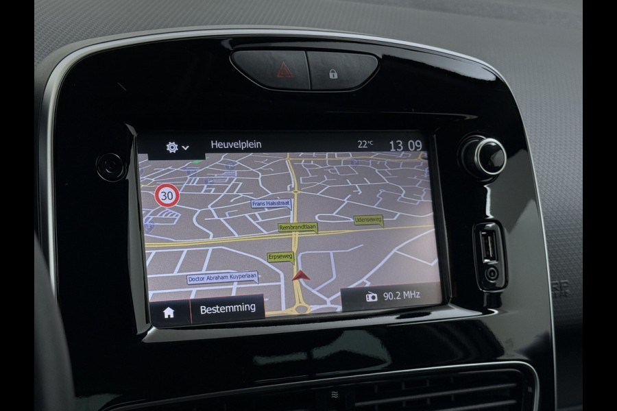 Renault Clio 90PK Navi Airco Bluetooth Pdc Keyless 5drs Cruise Control Limited Smartphone integratie Isofix DAB Lmv Privacy Glas Led Origineel Nederlandse Auto
