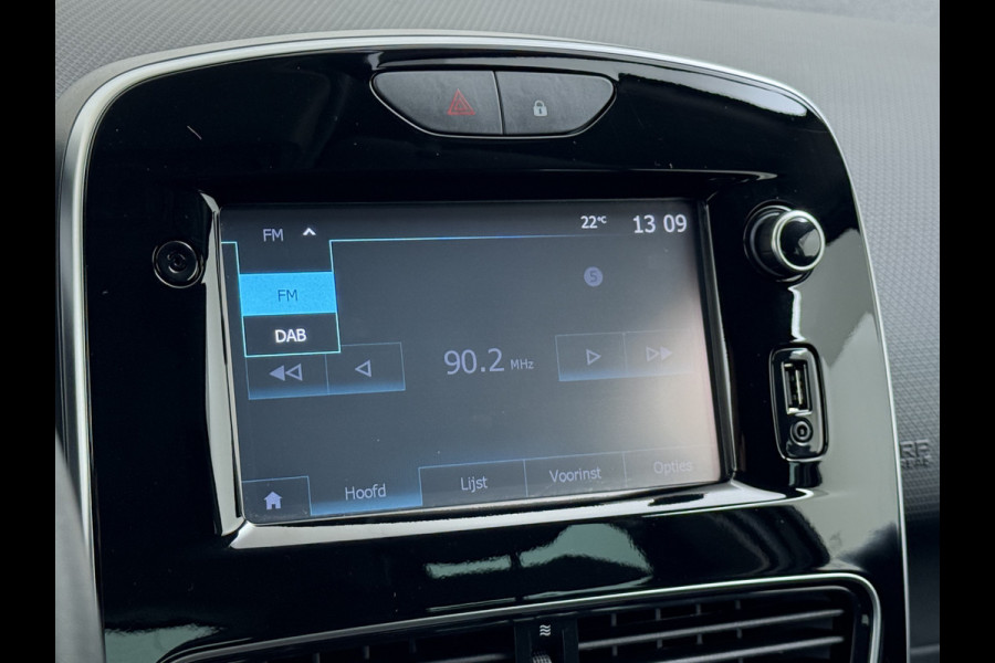 Renault Clio 90PK Navi Airco Bluetooth Pdc Keyless 5drs Cruise Control Limited Smartphone integratie Isofix DAB Lmv Privacy Glas Led Origineel Nederlandse Auto