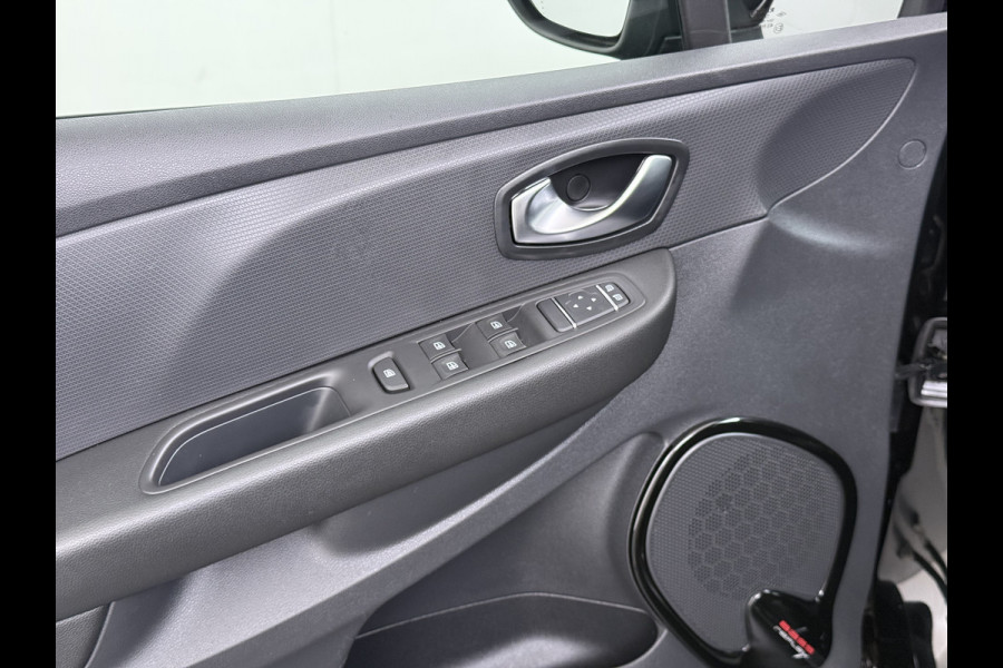 Renault Clio 90PK Navi Airco Bluetooth Pdc Keyless 5drs Cruise Control Limited Smartphone integratie Isofix DAB Lmv Privacy Glas Led Origineel Nederlandse Auto