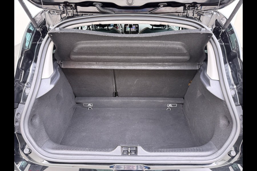 Renault Clio 90PK Navi Airco Bluetooth Pdc Keyless 5drs Cruise Control Limited Smartphone integratie Isofix DAB Lmv Privacy Glas Led Origineel Nederlandse Auto