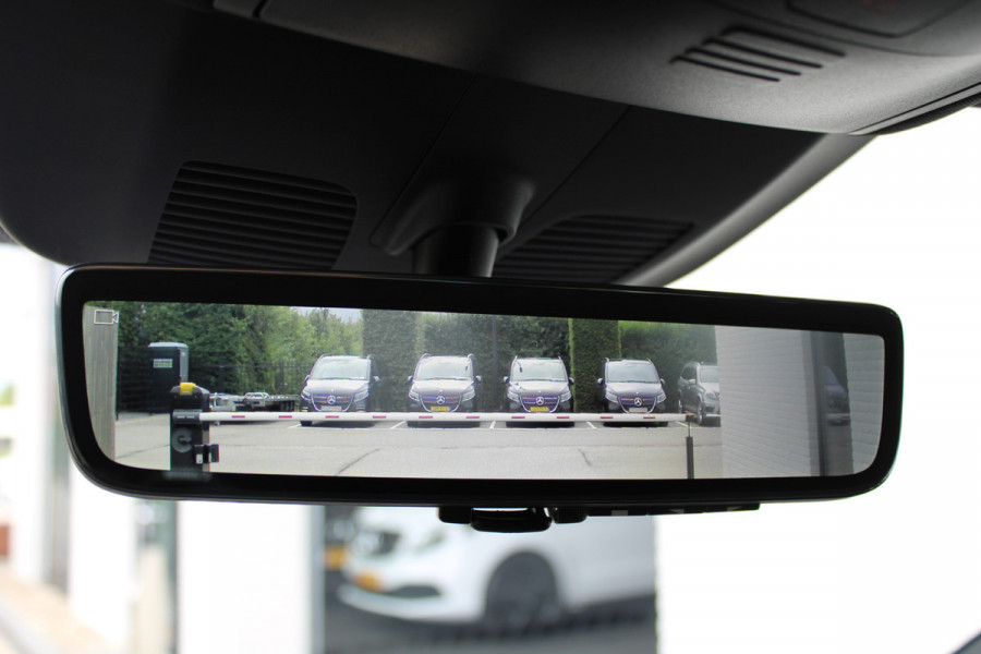 Mercedes-Benz V-Klasse 300d / AMG / 4-MATIC / Lang / DC / Burmester / Koelkast / 360 Camera / Vol Opties / NIEUWSTAAT