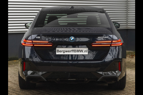 BMW i5 eDrive40 M-Sport Pro - Pano - Driving + Parking Ass Prof - Bowers & Wilkins - Stoelventilatie