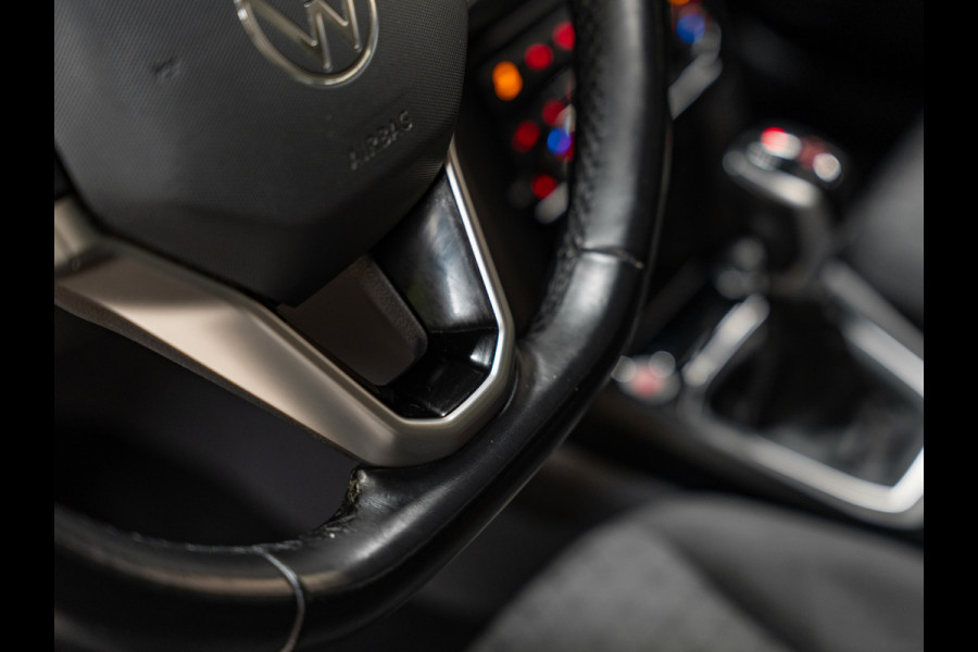 Volkswagen T-Cross 1.0 TSI DSG Life Business, Virtual Cockpit, ACC, Apple Carplay, Android Auto, Keyless, Clima, Camera, PDC