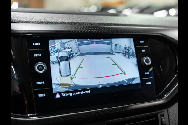 Volkswagen T-Cross 1.0 TSI DSG Life Business, Virtual Cockpit, ACC, Apple Carplay, Android Auto, Keyless, Clima, Camera, PDC