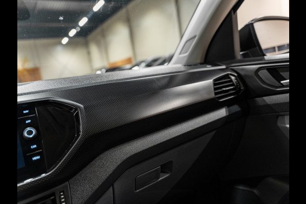 Volkswagen T-Cross 1.0 TSI DSG Life Business, Virtual Cockpit, ACC, Apple Carplay, Android Auto, Keyless, Clima, Camera, PDC