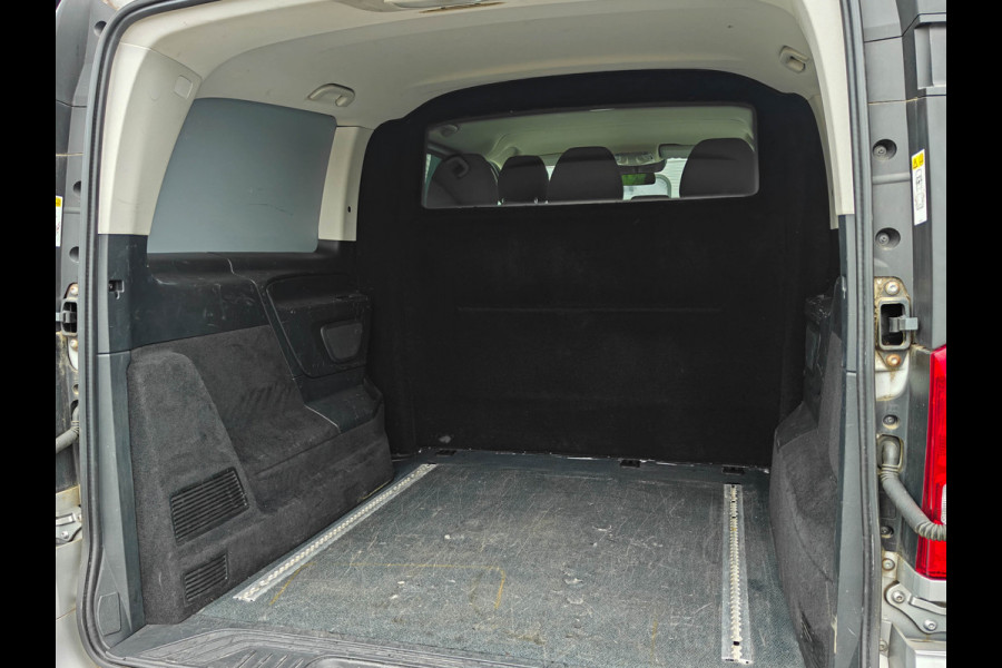 Mercedes-Benz Vito 119 L2 4x4 Automaat LED Dubbel Cabine Trekhaak Standkachel Stoelverwarming Distronic Trekhaak 2500 kg.