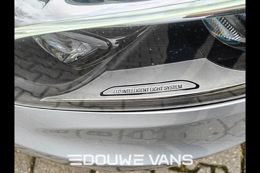 Mercedes-Benz Vito 119 L2 4x4 Automaat LED Dubbel Cabine Trekhaak Standkachel Stoelverwarming Distronic Trekhaak 2500 kg.