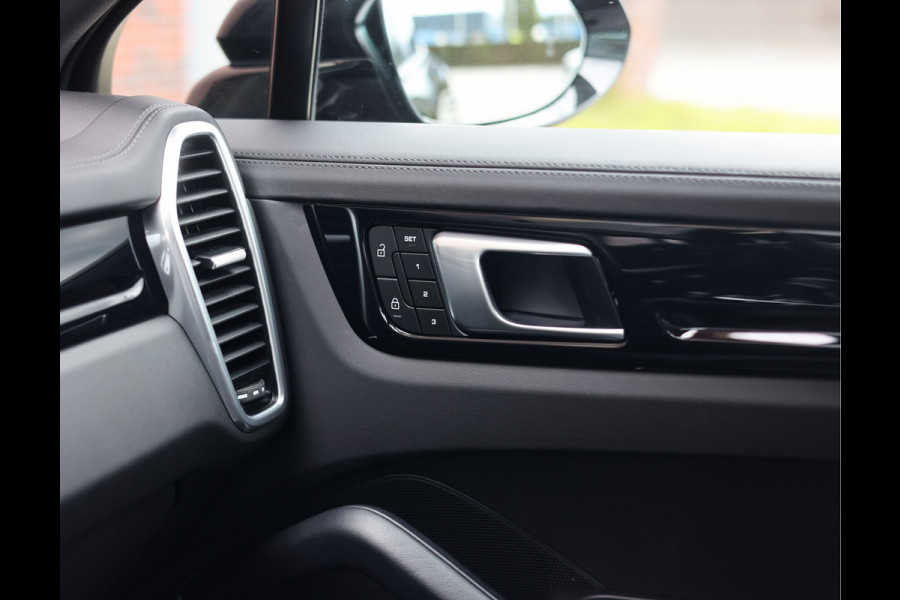Porsche Cayenne Coupé 3.0 E-Hybrid | Platinum Edition - Pano - HUD