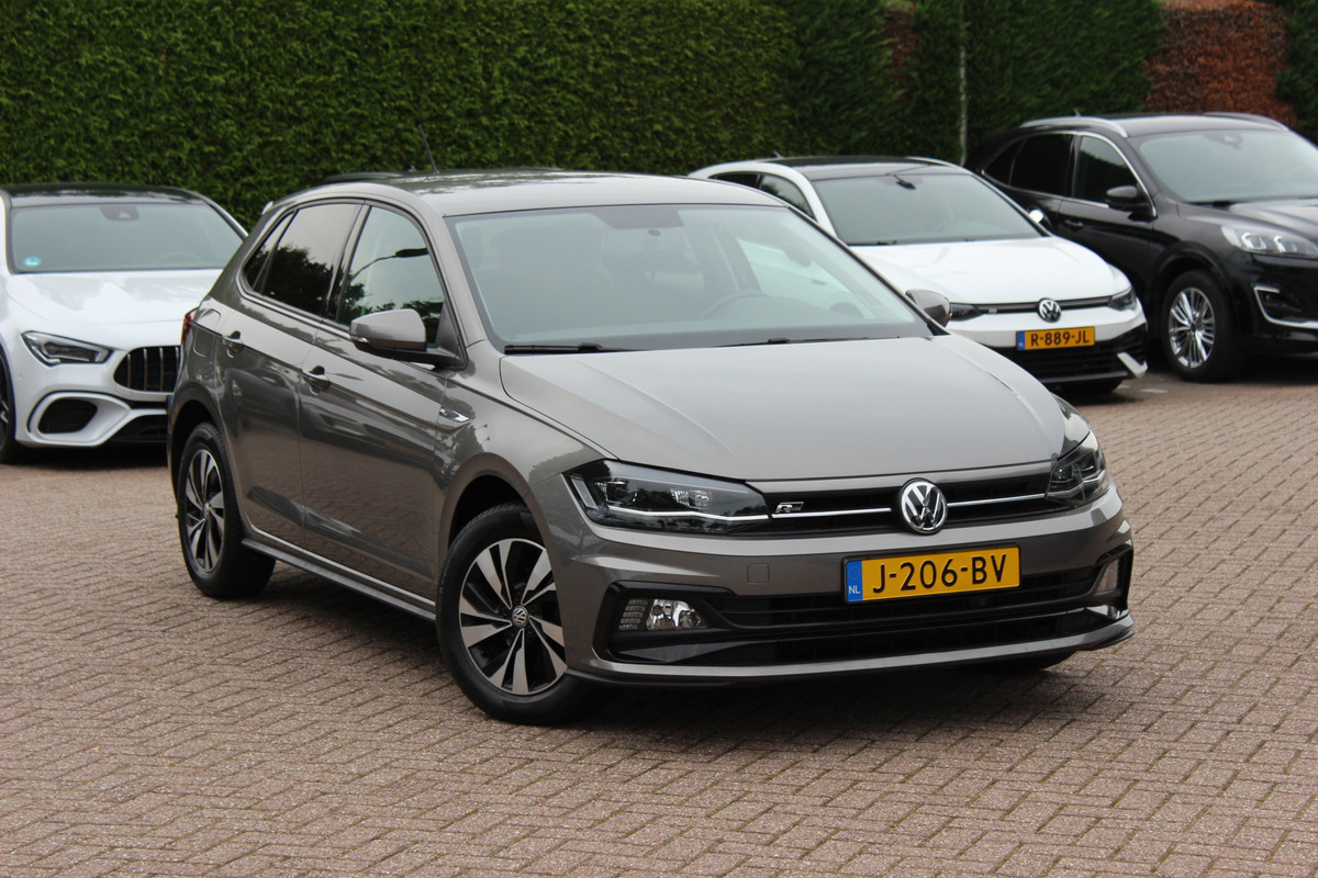 Volkswagen Polo 1.0 TSI Comfortline R-line / Camera / Navigatie / Parkeerhulp V+A / LED / 16'' / Apple CarPlay / Getint glas / Cruise Control Adaptief
