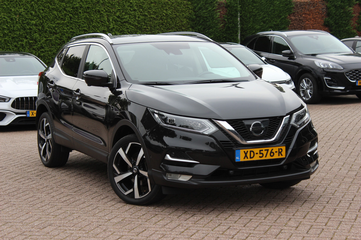 Nissan QASHQAI 1.2 Tekna / Trekhaak / Panoramadak / 360Camera / 19'' / Navigatie / Keyless / Stoelverwarming / DAB / Cruise Control