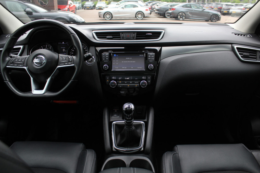 Nissan QASHQAI 1.2 Tekna / Trekhaak / Panoramadak / 360Camera / 19'' / Navigatie / Keyless / Stoelverwarming / DAB / Cruise Control