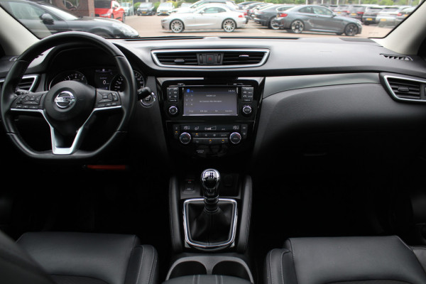 Nissan QASHQAI 1.2 Tekna / Trekhaak / Panoramadak / 360Camera / 19'' / Navigatie / Keyless / Stoelverwarming / DAB / Cruise Control