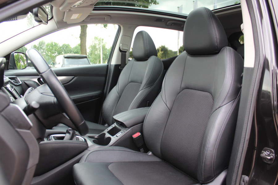 Nissan QASHQAI 1.2 Tekna / Trekhaak / Panoramadak / 360Camera / 19'' / Navigatie / Keyless / Stoelverwarming / DAB / Cruise Control