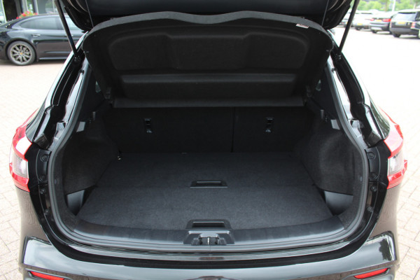Nissan QASHQAI 1.2 Tekna / Trekhaak / Panoramadak / 360Camera / 19'' / Navigatie / Keyless / Stoelverwarming / DAB / Cruise Control