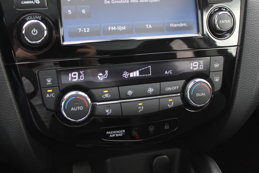 Nissan QASHQAI 1.2 Tekna / Trekhaak / Panoramadak / 360Camera / 19'' / Navigatie / Keyless / Stoelverwarming / DAB / Cruise Control