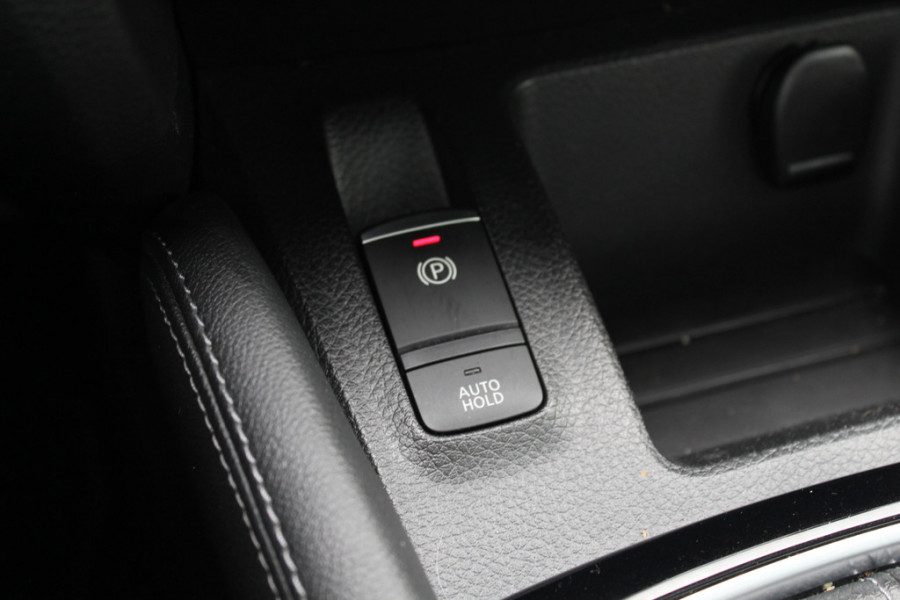 Nissan QASHQAI 1.2 Tekna / Trekhaak / Panoramadak / 360Camera / 19'' / Navigatie / Keyless / Stoelverwarming / DAB / Cruise Control
