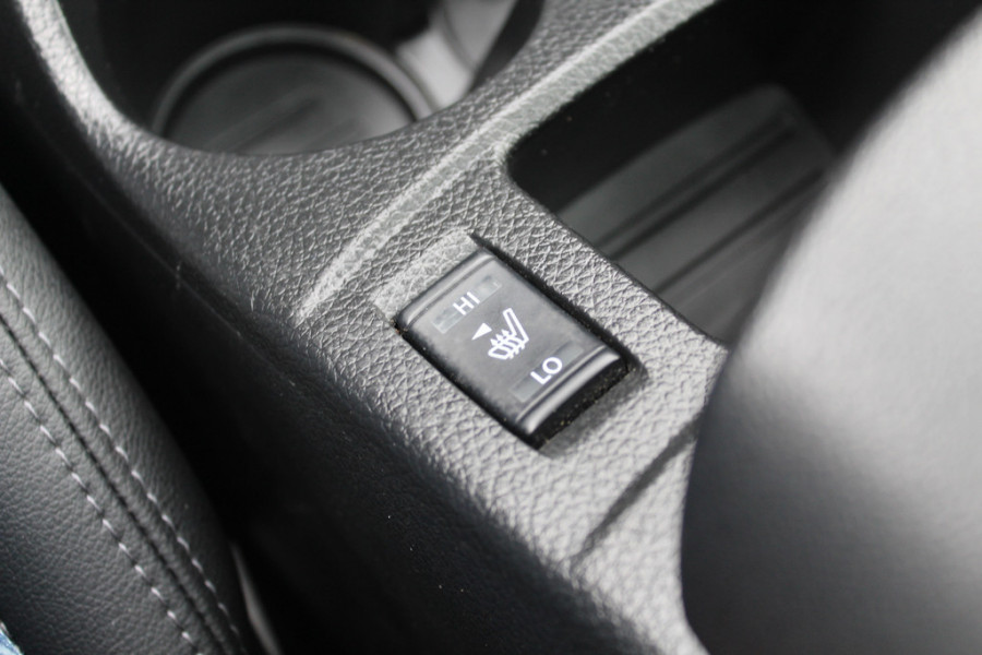 Nissan QASHQAI 1.2 Tekna / Trekhaak / Panoramadak / 360Camera / 19'' / Navigatie / Keyless / Stoelverwarming / DAB / Cruise Control
