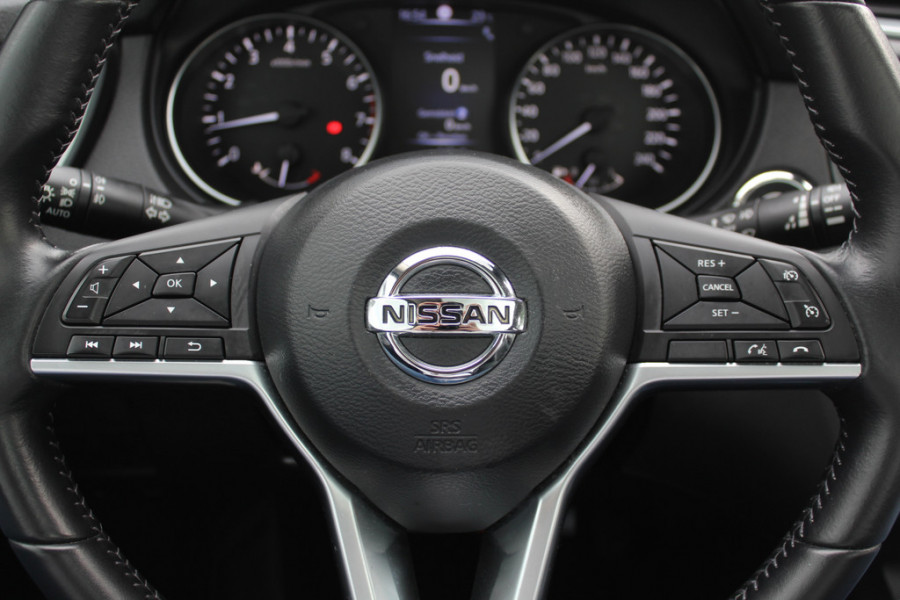 Nissan QASHQAI 1.2 Tekna / Trekhaak / Panoramadak / 360Camera / 19'' / Navigatie / Keyless / Stoelverwarming / DAB / Cruise Control