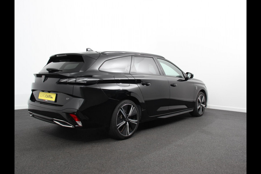 Peugeot 308 1.2 PureTech Automaat GT Climate control Adaptive cruise control Parkeersensoren Achteruitrijcamera Navigatie LED Apple Carplay/ Android Auto