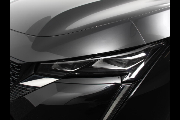 Peugeot 308 1.2 PureTech Automaat GT Climate control Adaptive cruise control Parkeersensoren Achteruitrijcamera Navigatie LED Apple Carplay/ Android Auto