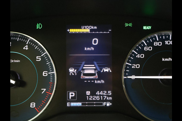 Subaru XV 2.0i e-BOXER AUT. AWD LUXURY + TREKHAAK | CAMERA | ADAPTIVE CRUISE | CARPLAY | STOELVERWARMING