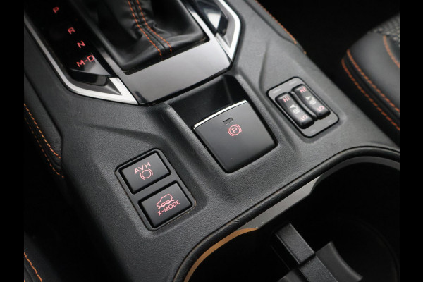 Subaru XV 2.0i e-BOXER AUT. AWD LUXURY + TREKHAAK | CAMERA | ADAPTIVE CRUISE | CARPLAY | STOELVERWARMING
