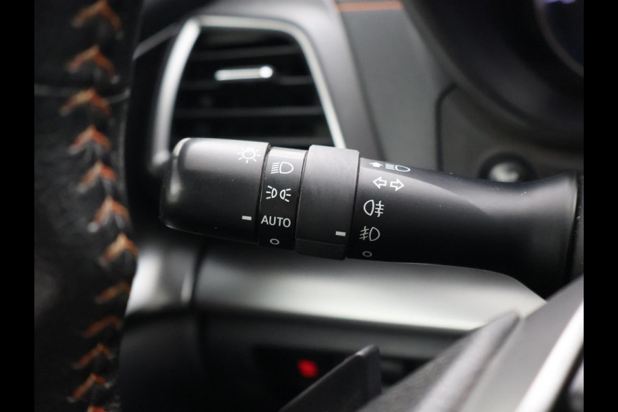 Subaru XV 2.0i e-BOXER AUT. AWD LUXURY + TREKHAAK | CAMERA | ADAPTIVE CRUISE | CARPLAY | STOELVERWARMING