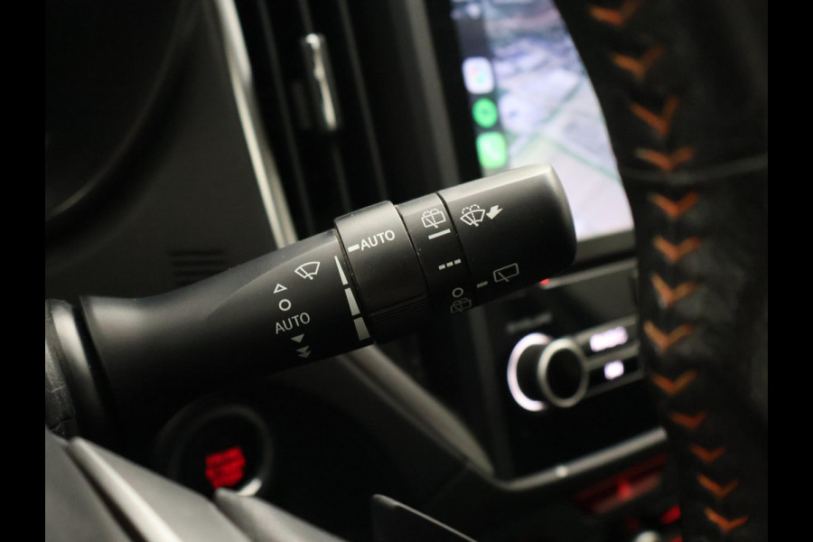 Subaru XV 2.0i e-BOXER AUT. AWD LUXURY + TREKHAAK | CAMERA | ADAPTIVE CRUISE | CARPLAY | STOELVERWARMING