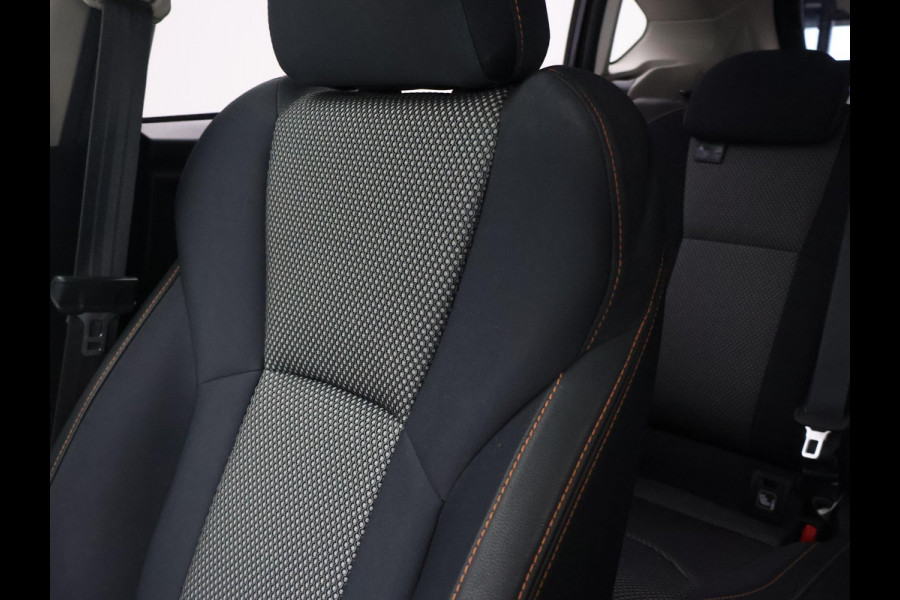 Subaru XV 2.0i e-BOXER AUT. AWD LUXURY + TREKHAAK | CAMERA | ADAPTIVE CRUISE | CARPLAY | STOELVERWARMING