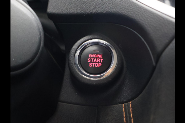 Subaru XV 2.0i e-BOXER AUT. AWD LUXURY + TREKHAAK | CAMERA | ADAPTIVE CRUISE | CARPLAY | STOELVERWARMING