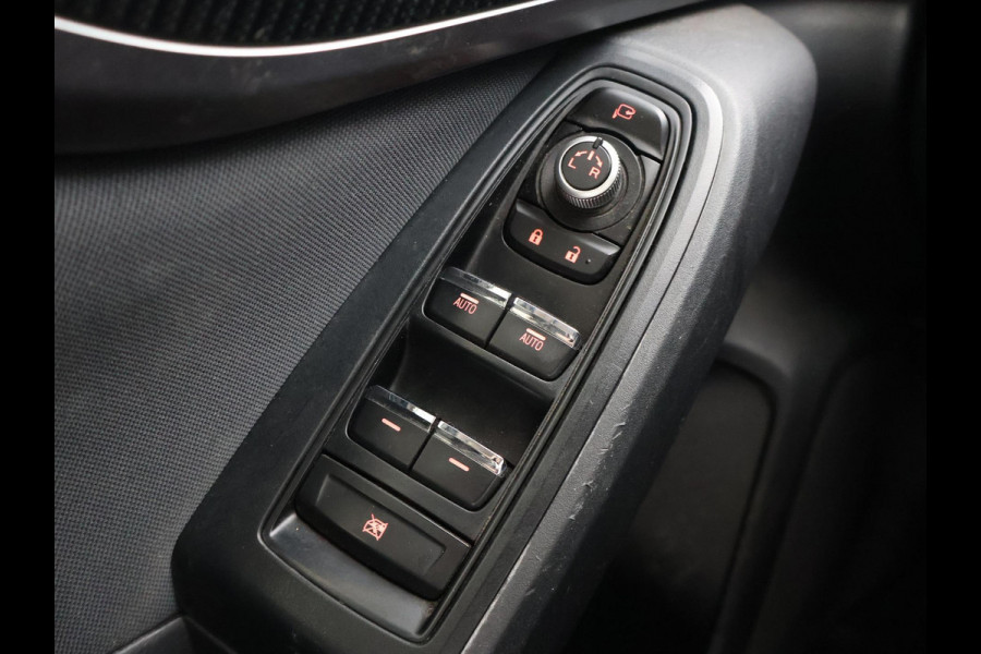 Subaru XV 2.0i e-BOXER AUT. AWD LUXURY + TREKHAAK | CAMERA | ADAPTIVE CRUISE | CARPLAY | STOELVERWARMING
