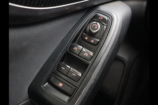 Subaru XV 2.0i e-BOXER AUT. AWD LUXURY + TREKHAAK | CAMERA | ADAPTIVE CRUISE | CARPLAY | STOELVERWARMING