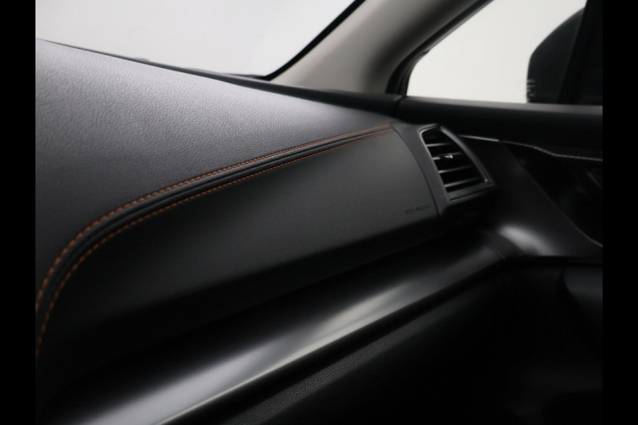 Subaru XV 2.0i e-BOXER AUT. AWD LUXURY + TREKHAAK | CAMERA | ADAPTIVE CRUISE | CARPLAY | STOELVERWARMING
