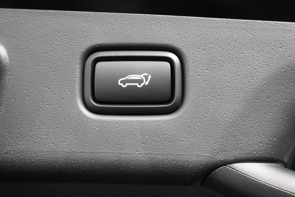 Kia Niro EV ExecutiveLine 64.8 kWh Navigatie Half Leder Schuif-kantel dak Elektrisch bedienbare achterklep DAB Led Camera
