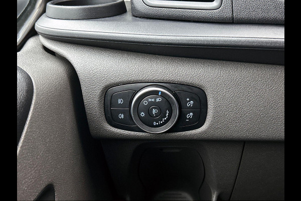 Ford Transit Custom 300 2.0 TDCI Automaat L2H1 Trend Dubbele Cabine Airco Navigatie Cruisecontrol Camera PDCVA Trekhaak