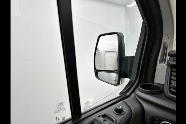Ford Transit Custom 300 2.0 TDCI Automaat L2H1 Trend Dubbele Cabine Airco Navigatie Cruisecontrol Camera PDCVA Trekhaak